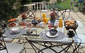 Chezlola